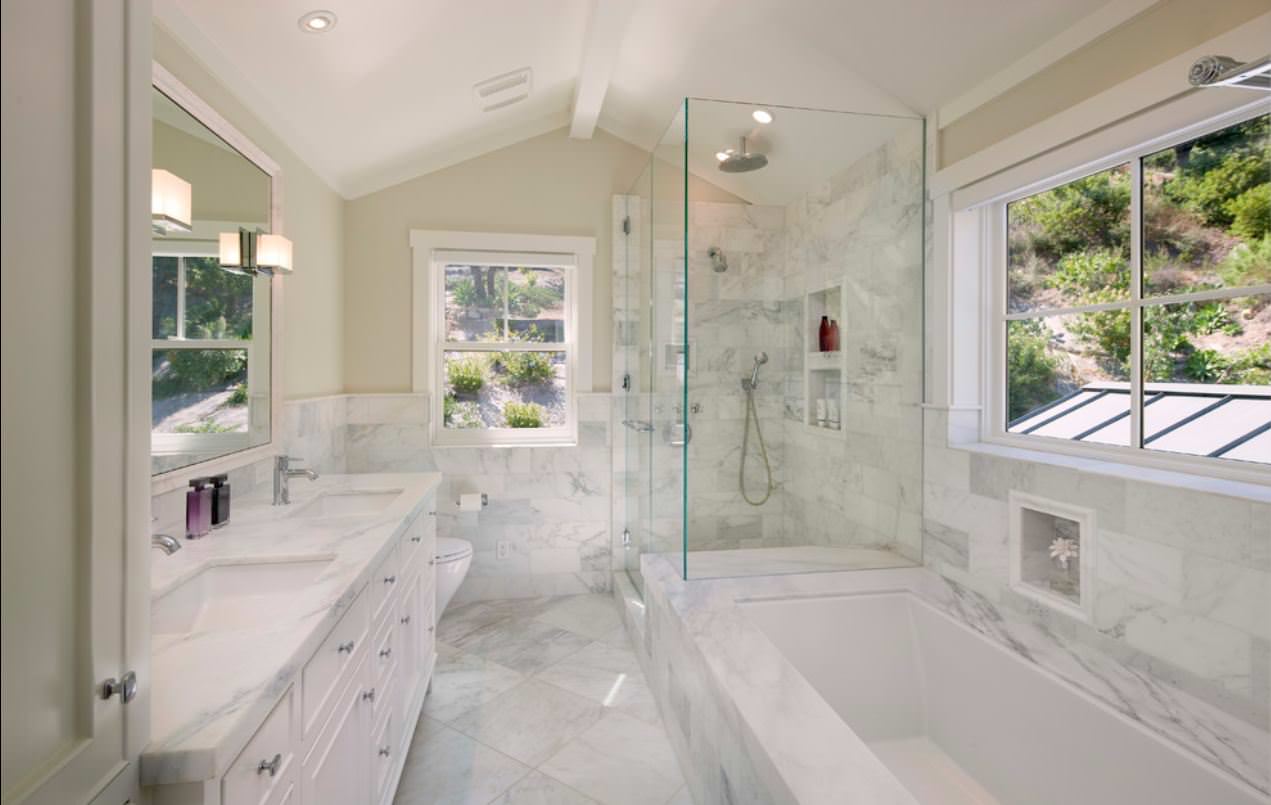 Marble Bathroom by DD Ford Construction, Inc.