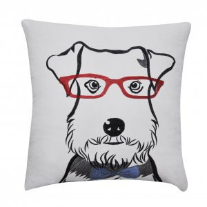 5-fall-essentials-every-interior-designer-will-love-doggie-pillow-1