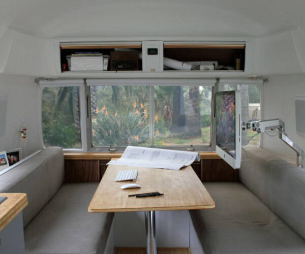 Mobile Interior Design Studio