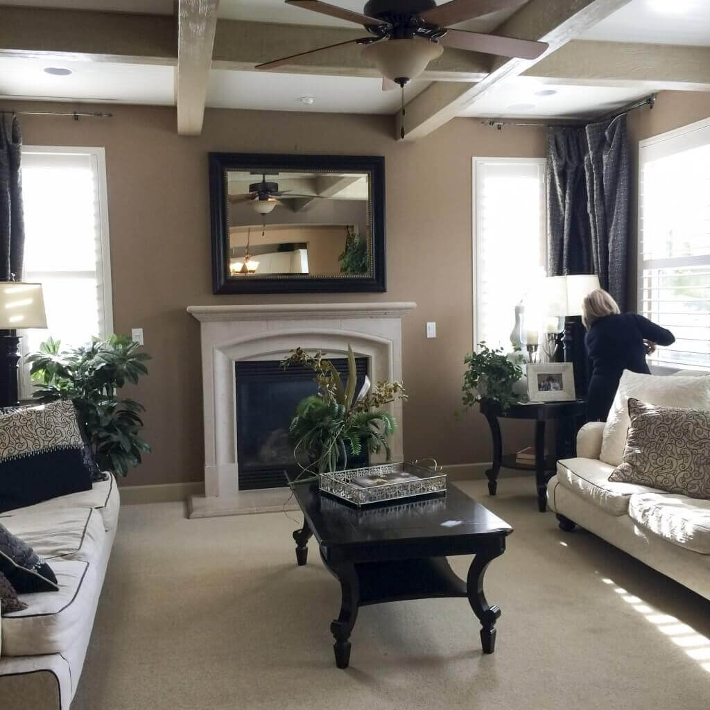 How-We-Transformed-this-Home_family-room