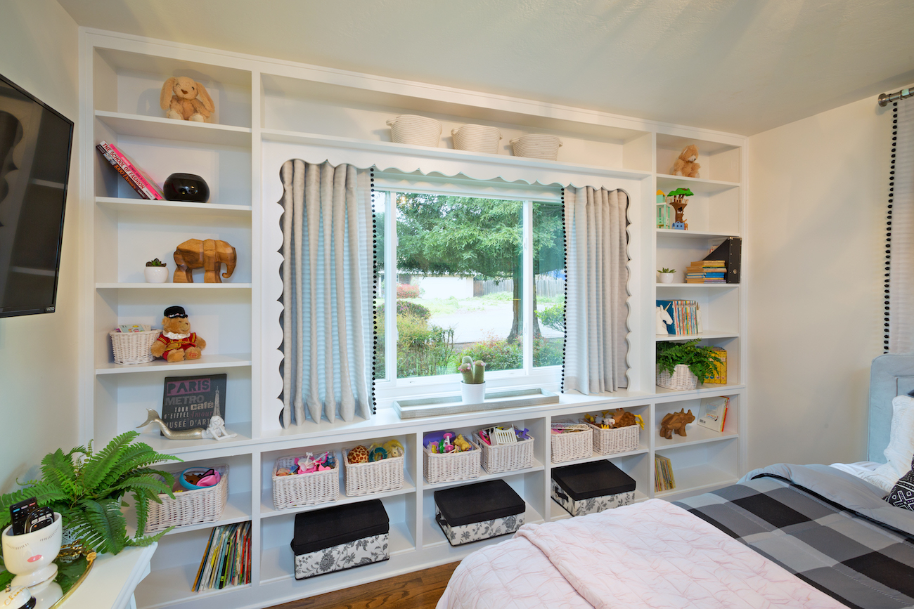 built-in-shelves-girls-bedroom-design