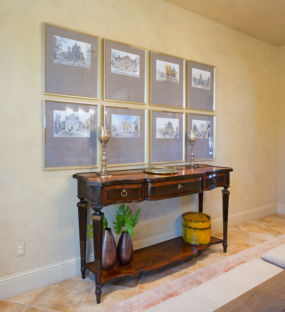 dining-room-wall-decor-gold-frames