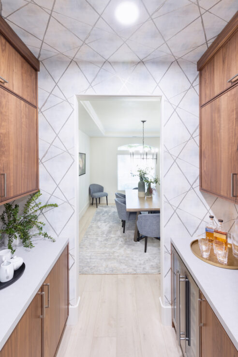 geometric-wall-covering-design-butlers-pantry