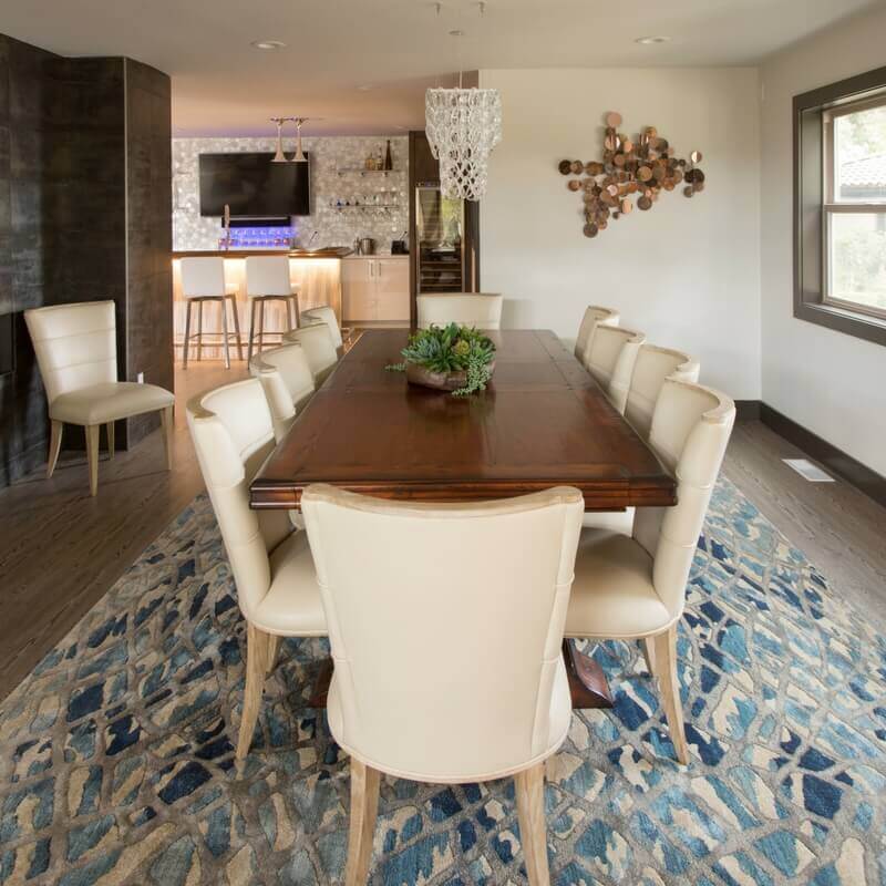ktj-design-co-dining-room-navy-blue-rug-copper-succulants