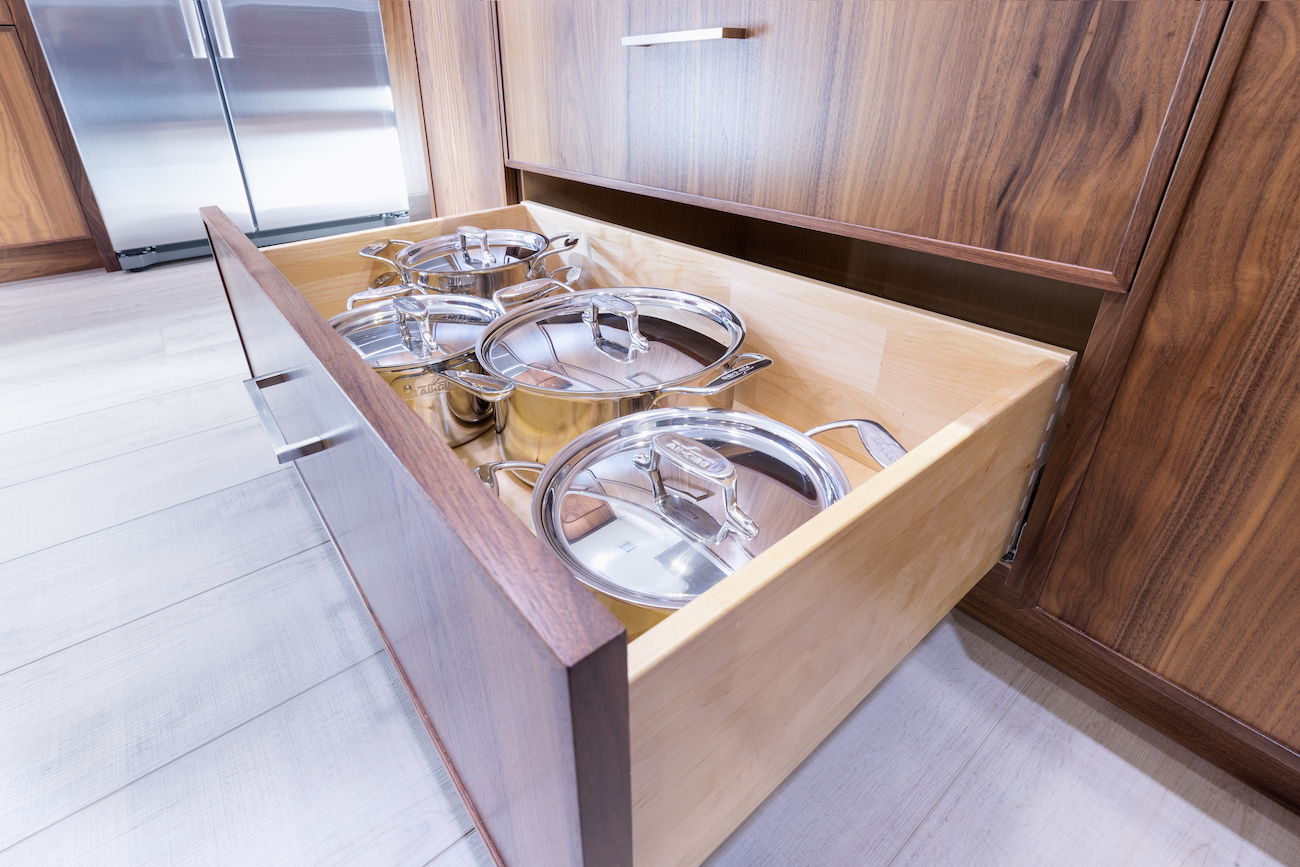 pot-drawer-storage-kitchen-interior-design