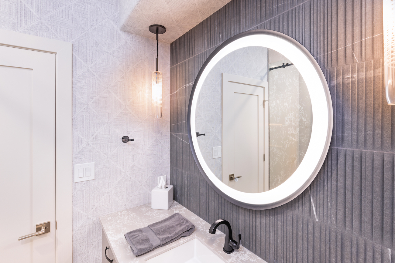 round-backlit-bathroom-mirror-design