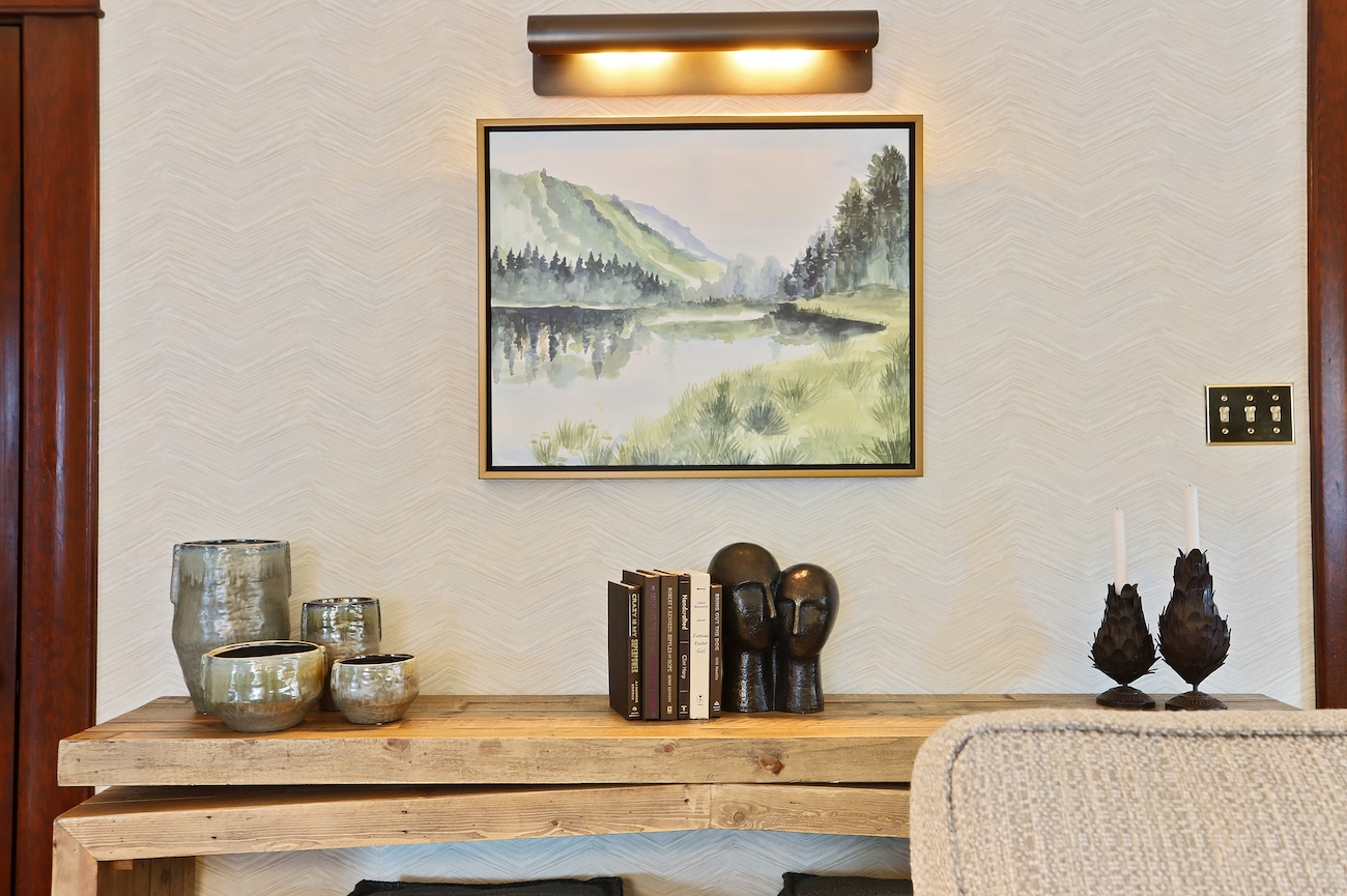 sideboard-table-wall-art-painting-with-lighting-sconce