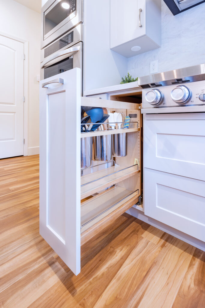 Metal Cabinet Doors in Your Kitchen Reno - Stoll Industries