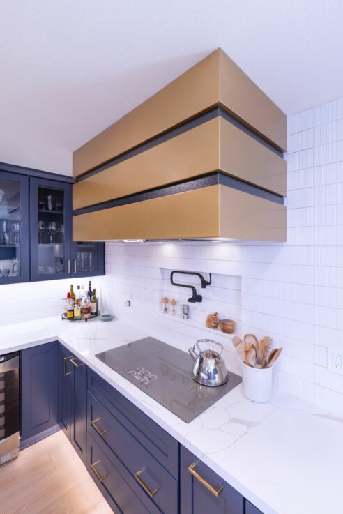 kitchen-remodel-metal-hood-stoll-industries-ktj-design-co-95219_ho9a9985