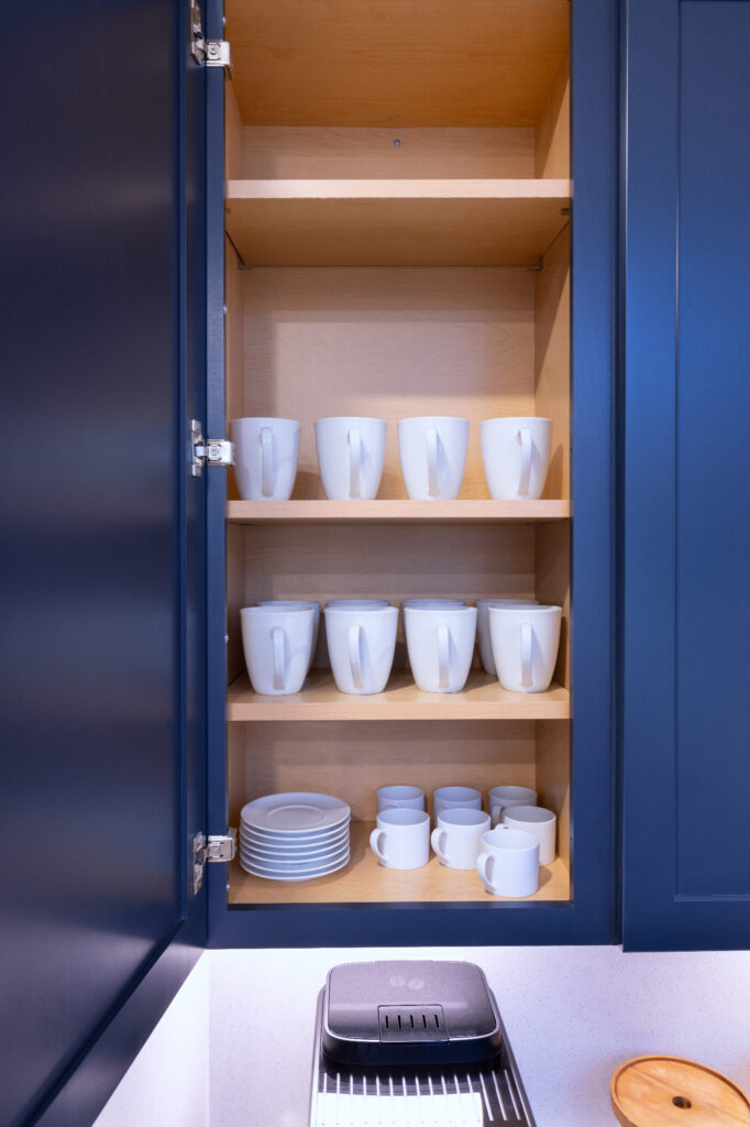 Cabinet Glassware 95212 Ho9a7793
