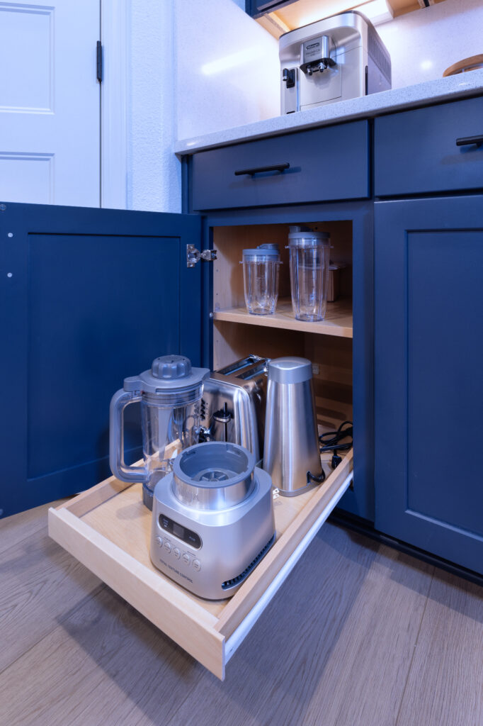 Cabinet Pullout Small Appliances 95212 Interior Design Ho9a7784
