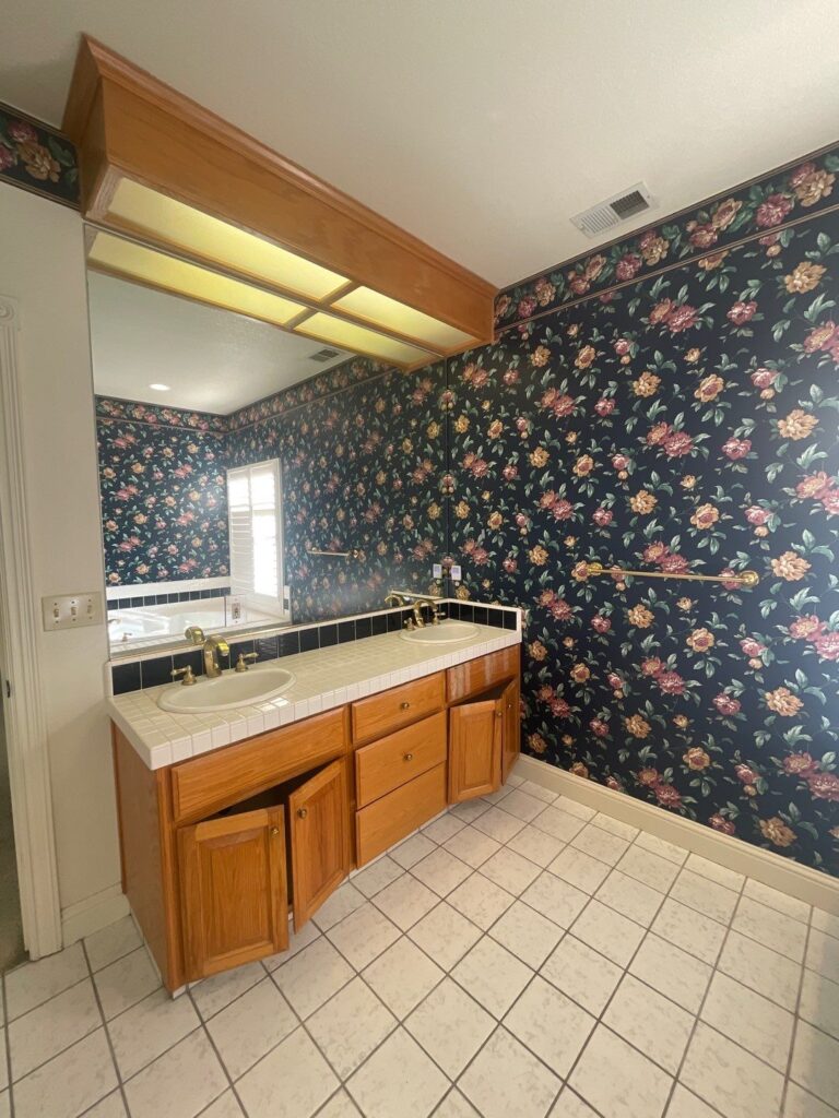 1992 BEFORE BATHROOM