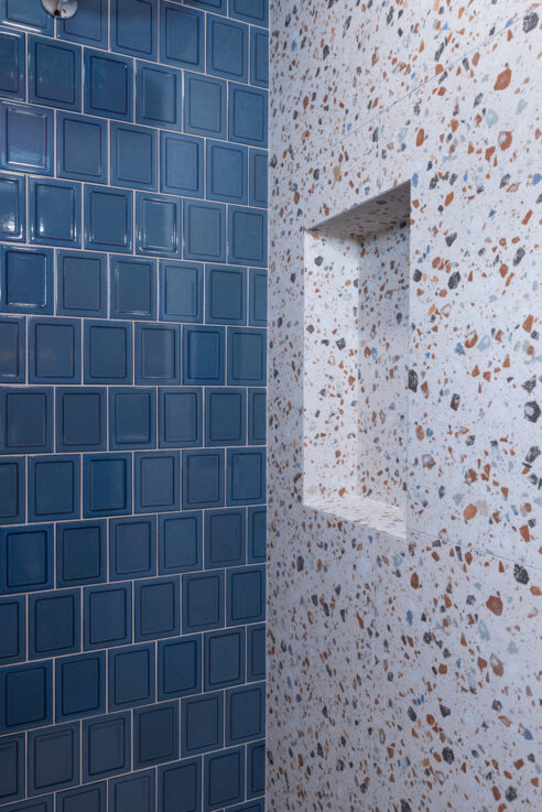 morada-ktj-design-co-bath-emser-tile-claytone-blend-pure-cuadro-royal-soap-niche-mitered-edges_ho9a1492