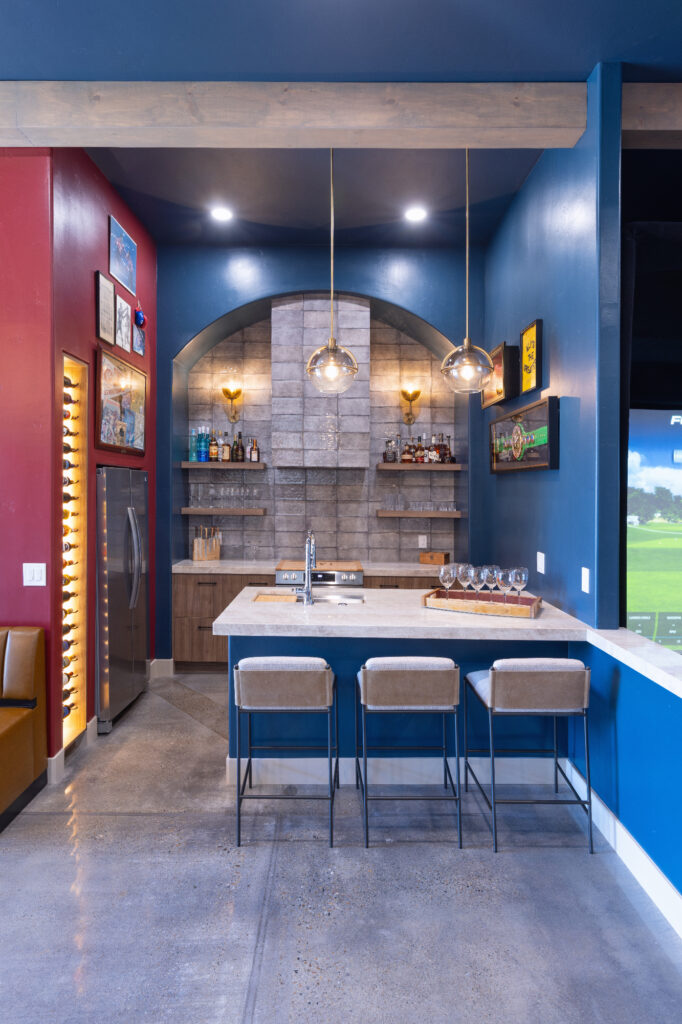 Morada Ktj Designco Gamroom Sports Bar Boxing Emser Tile Bar Arched Bar Navy Blue Walls Kitchenette Polished Concrete Floors Ho9a1242